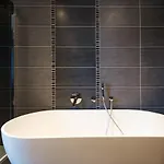 Stunning Grade 2 Listed With Parking And Hot Tub