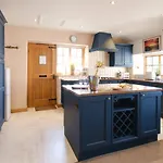 Appartement Stunning Grade 2 Listed With Parking And Hot Tub Bowness-on-Windermere