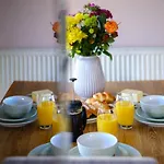 Apartamento Stunning Grade 2 Listed With Parking And Hot Tub Bowness-on-Windermere