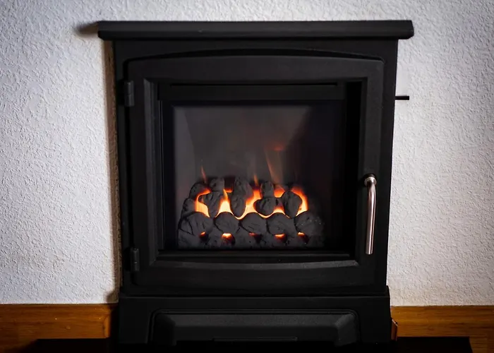 Stunning Grade 2 Listed With Parking And Hot Tub 鲍内斯温德米尔