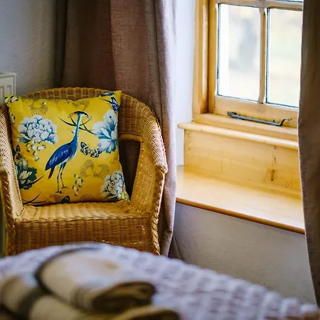 Stunning Grade 2 Listed With Parking And Hot Tub شقة باونيس أون وينديرمير